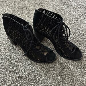Vince Camuto Black Heels